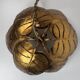 Suspension feuille de palmier en métal doré du milieu du siècle