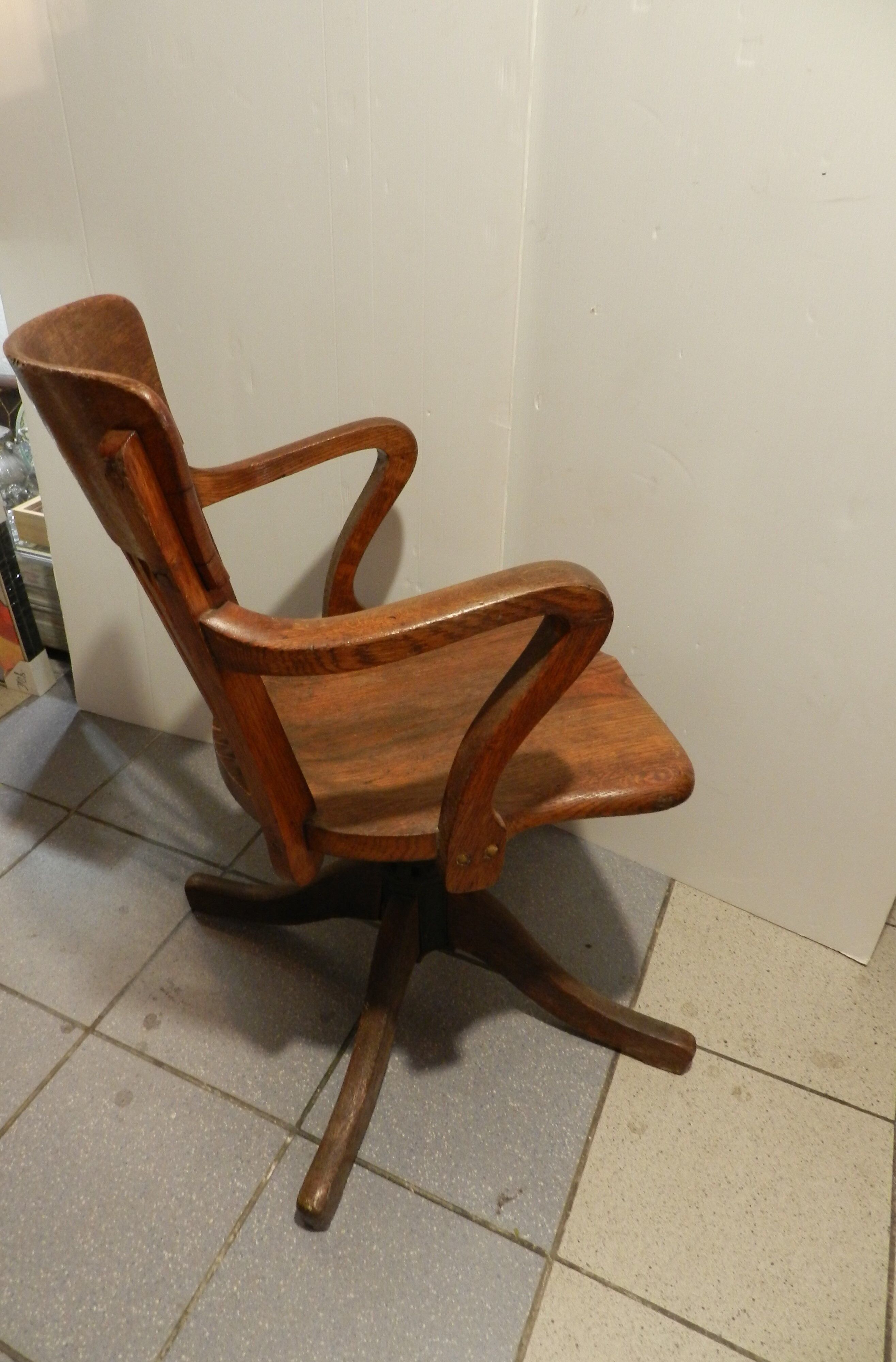 1930s swivel office chair