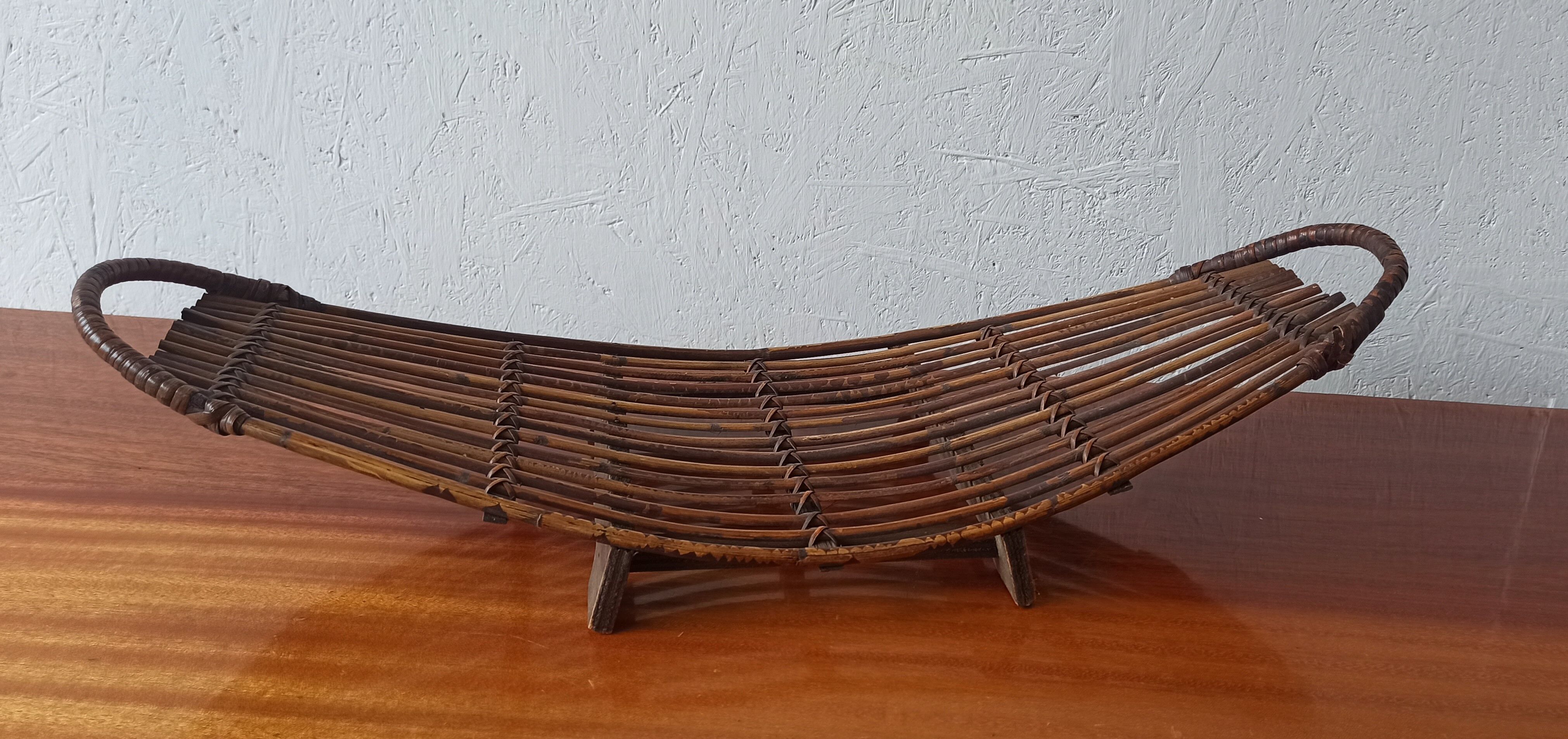 Wooden tray design of the 70s