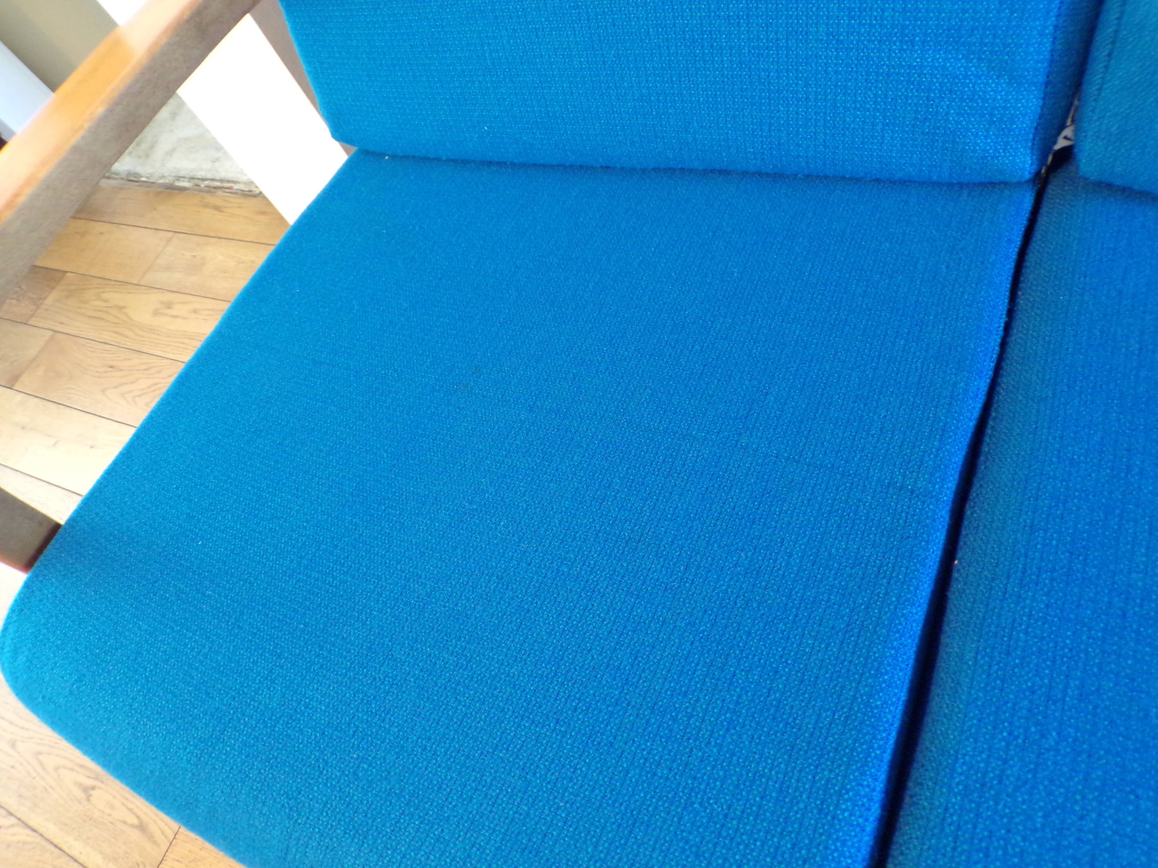 Scandinavian 3-seater sofa blue jersey