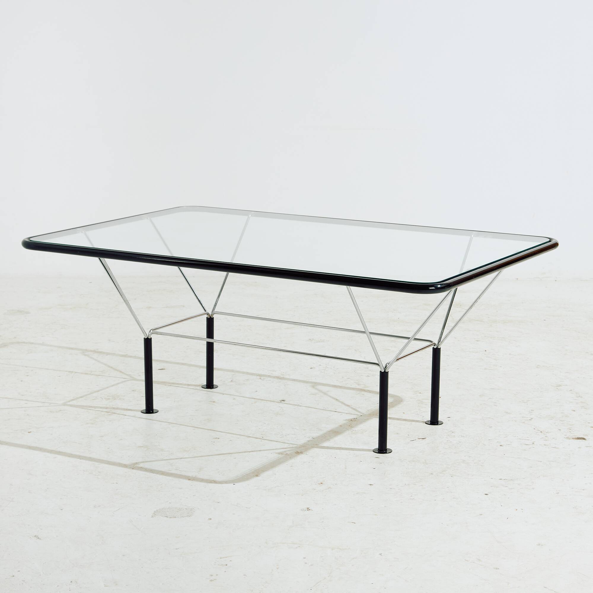 MK10078 Metal and glass coffee table by Niels Bendtsen