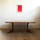 Danish mid-century modern extendable teak dining table, 1960s