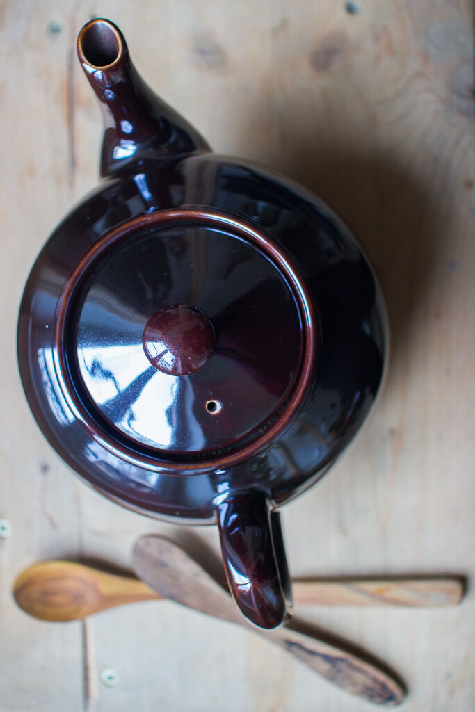 golden teapot, English