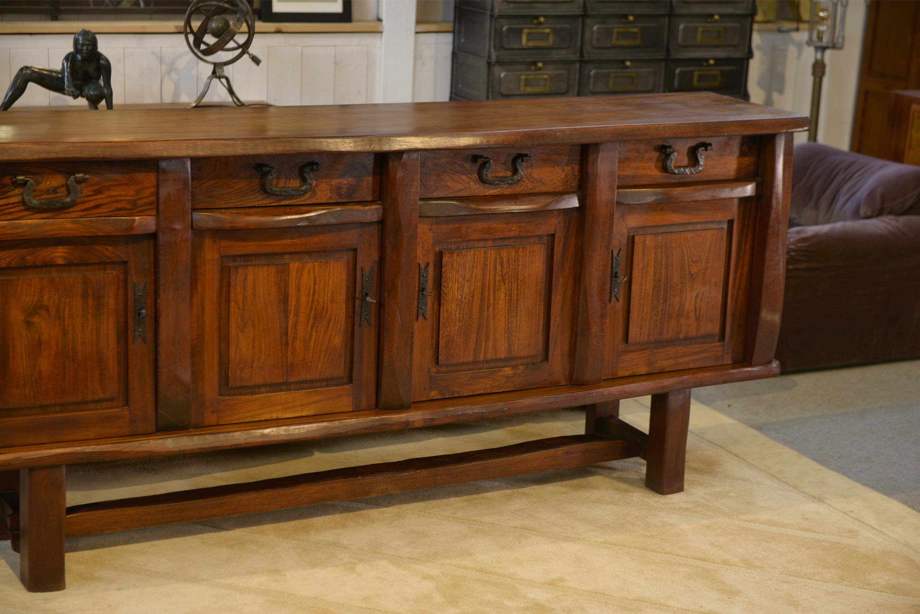Brutalist sideboard in elm by Aranjou 1950s