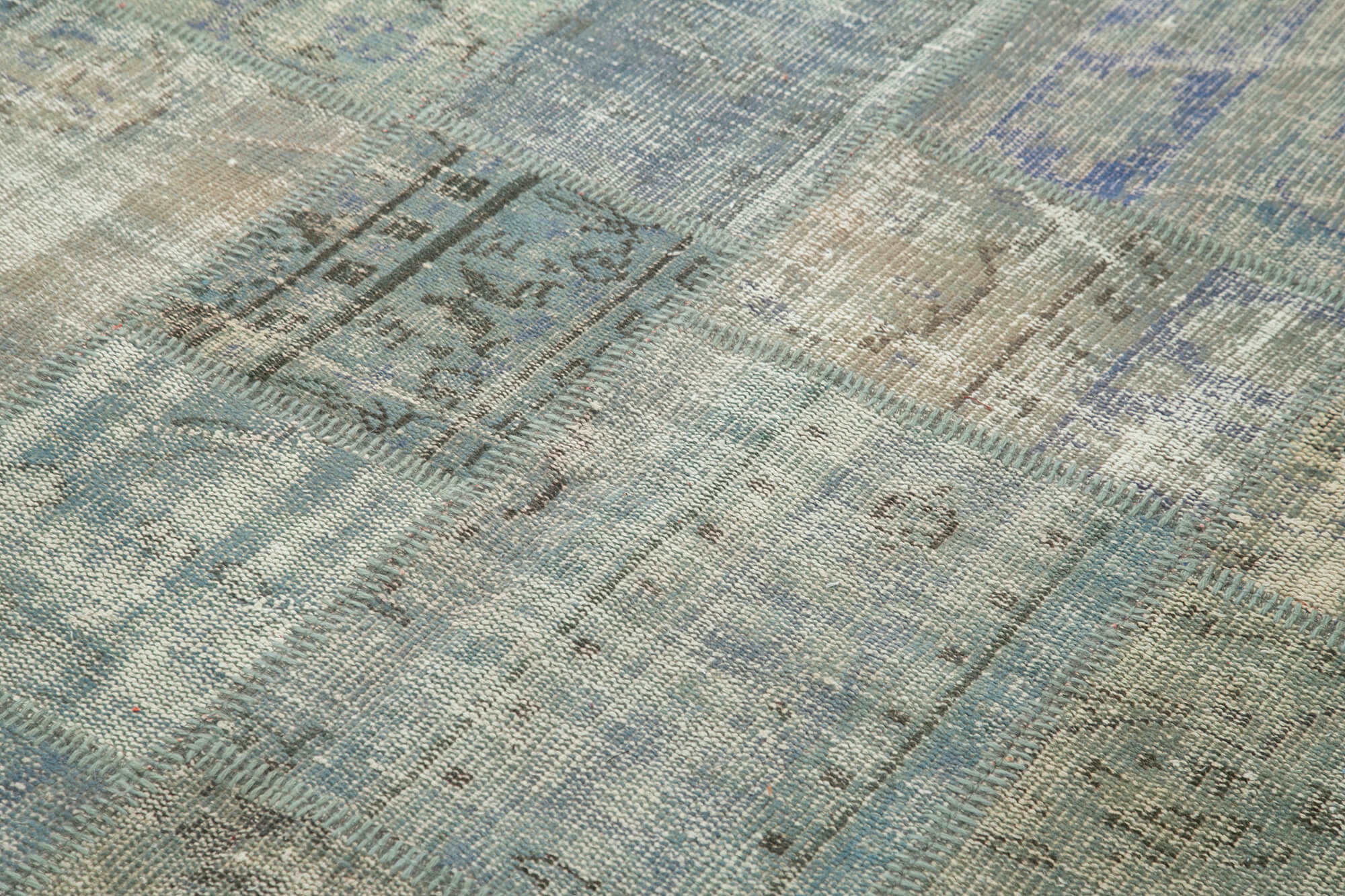 Handwoven Turkish Contemporary 176 cm x 246 cm Grey Patchwork Carpet