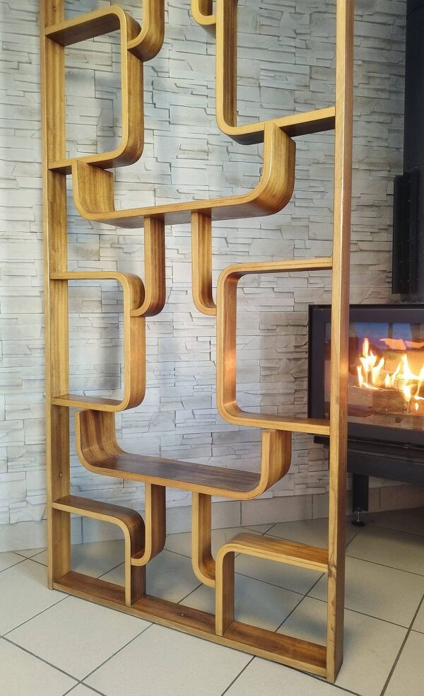 Séparateur mural par Ludvik Volak de Drevopodnik Holesov