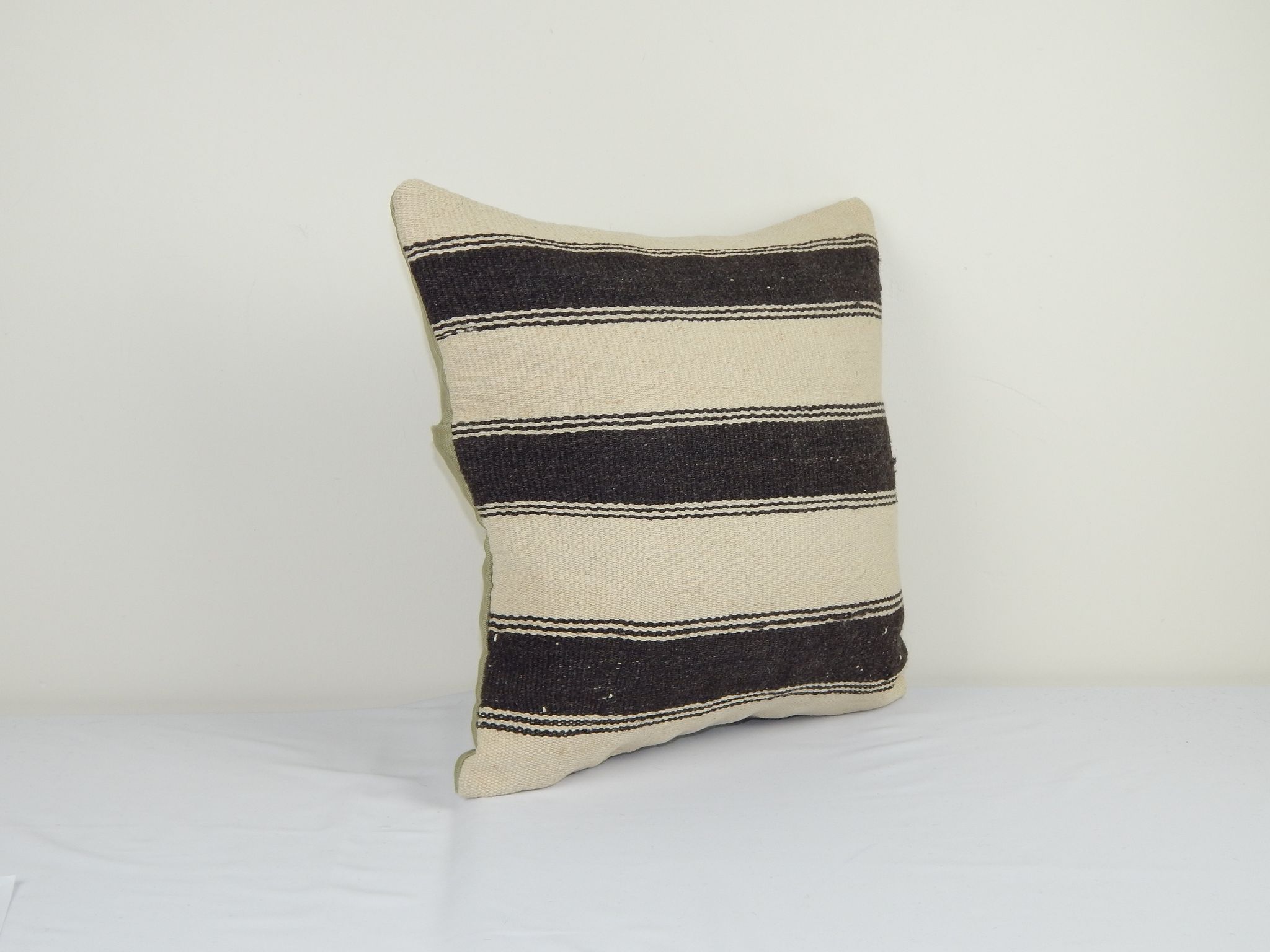 housse de coussin en chanvre turc rayé ak173