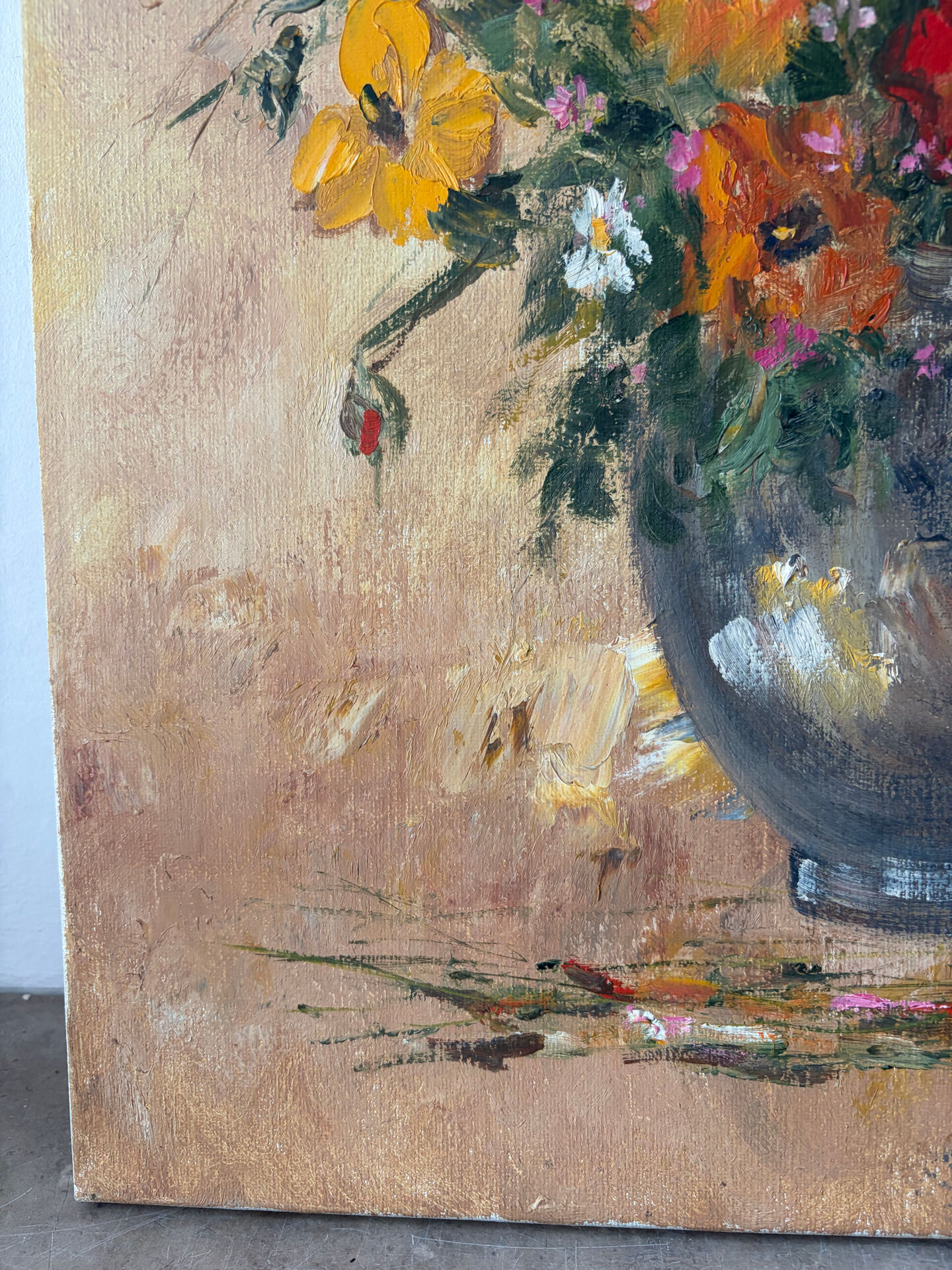 Vase de fleurs, huile sur toile signé Agnès Galland