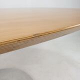 Oval dining table by Pierre Paulin for Artifort