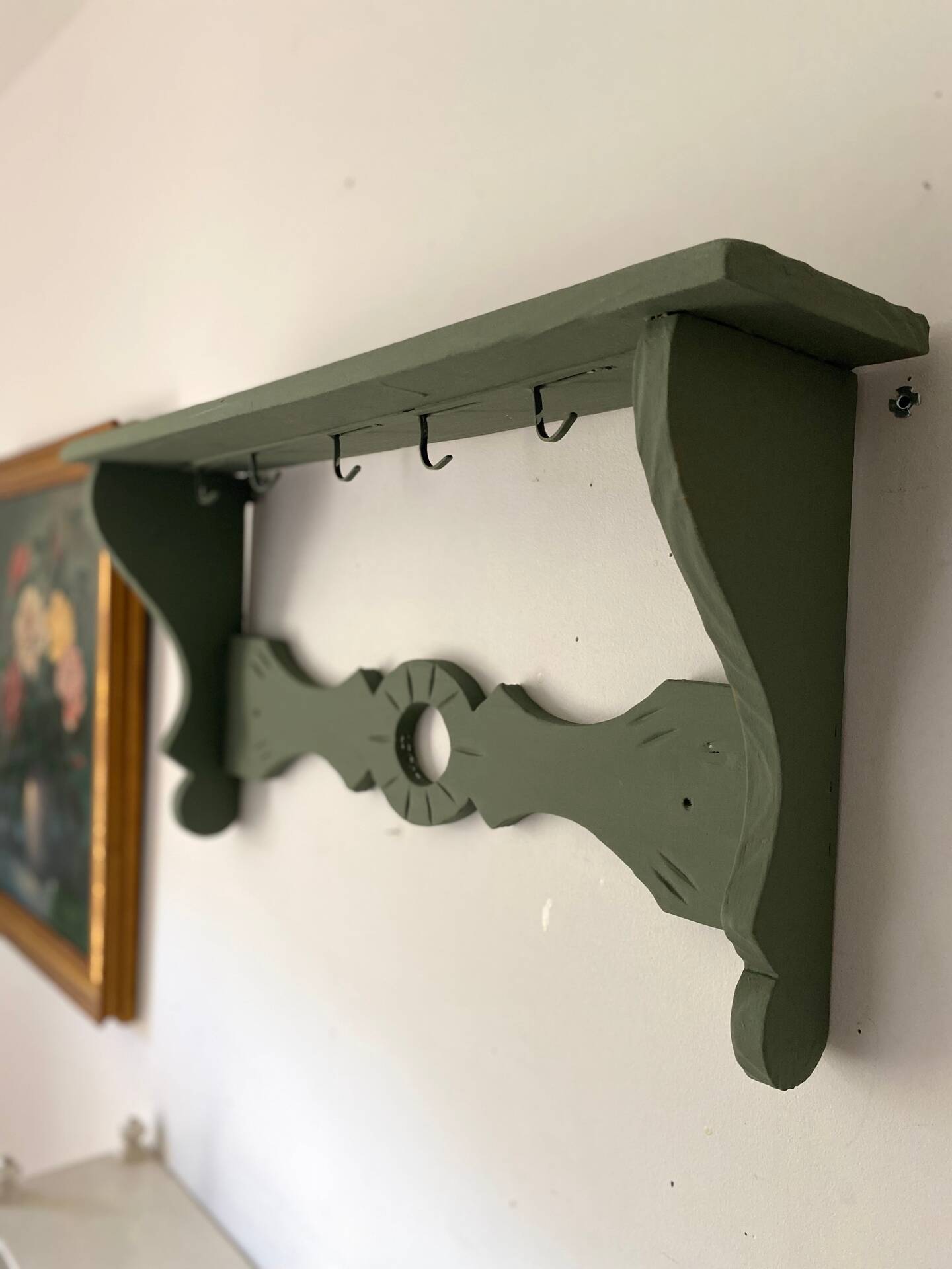Vintage wall kitchen shelf