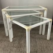 Trio de tables gigognes des années 70-80