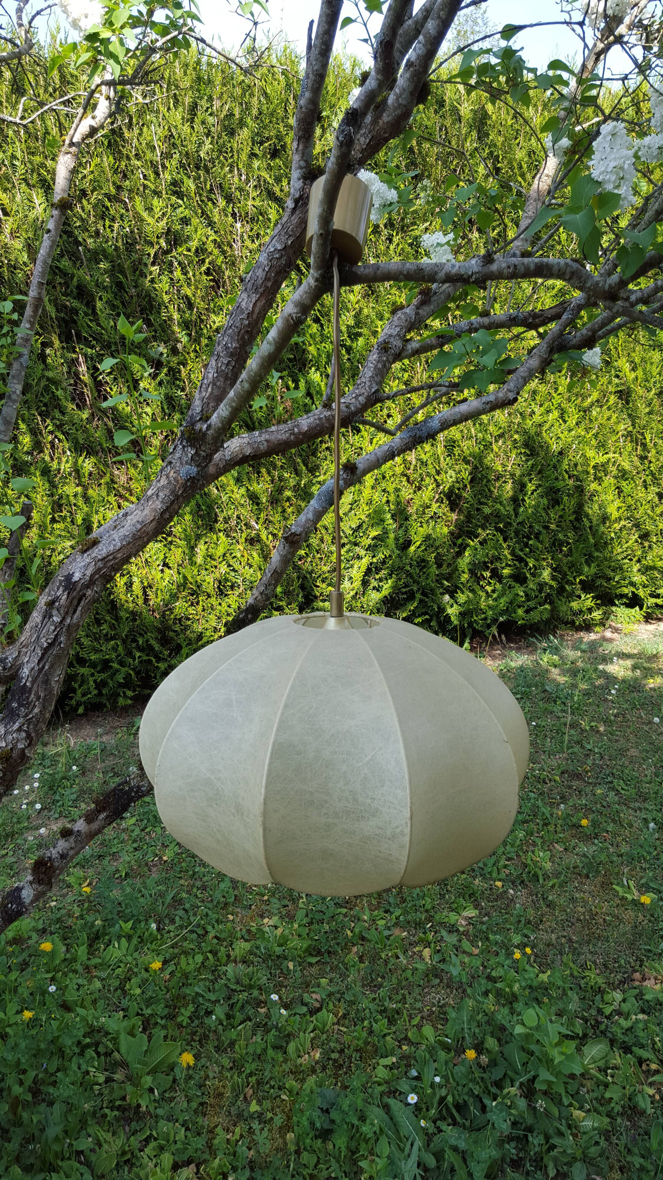 Cocoon chandelier 60