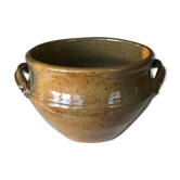 Bowl of varnished sandstone