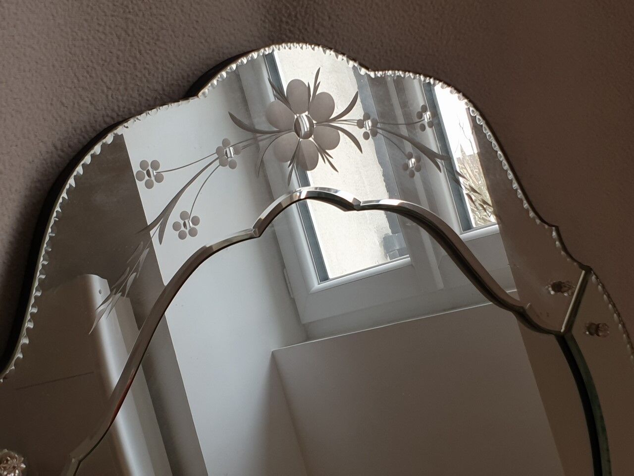 Old Venetian mirror 86/59