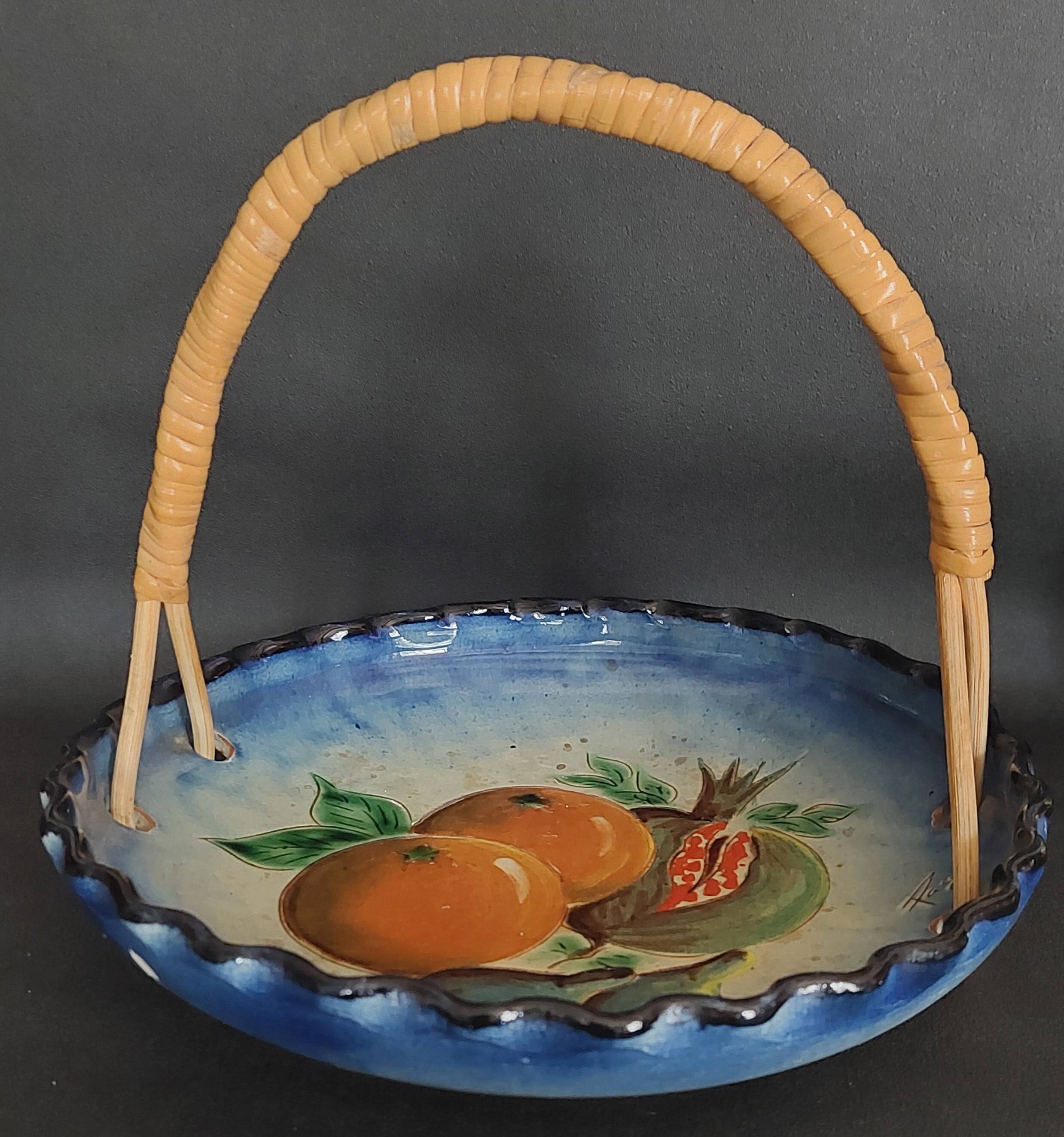 Vintage fruit bowl signed Pagric Spain 1980s