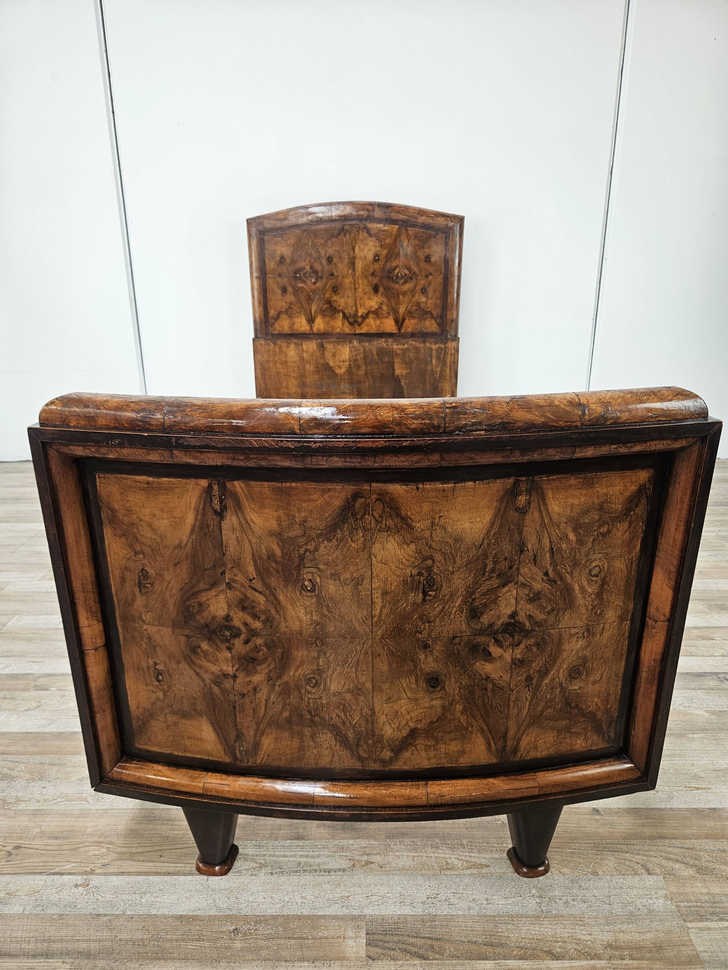 Tuscan Art Decò single bed from the 1940s in briar root