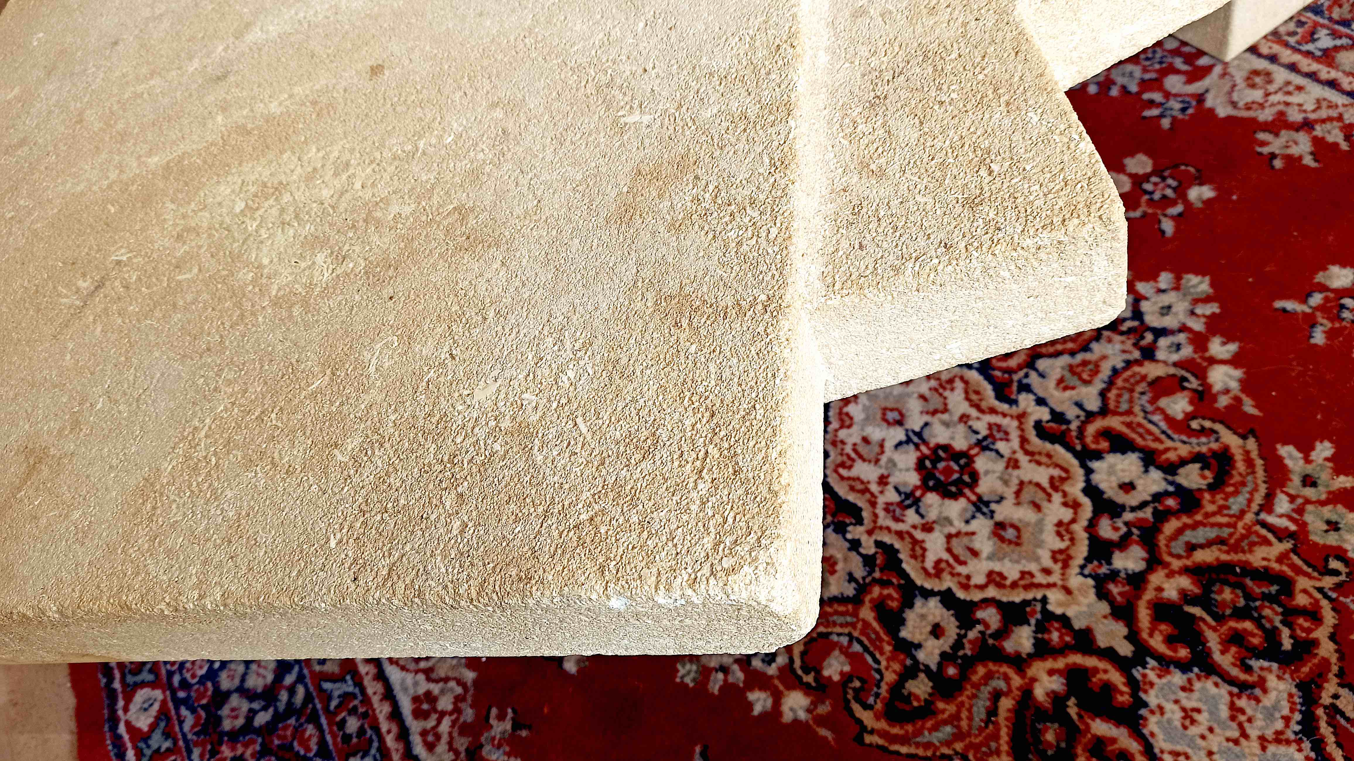 Brutalist coffee table 70s natural stone of Les Eyzies