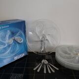 6 oyster plates and its 6 embossed glass forks, 1970s