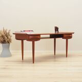 Table basse en teck, design danois, années 1970, production : Danemark