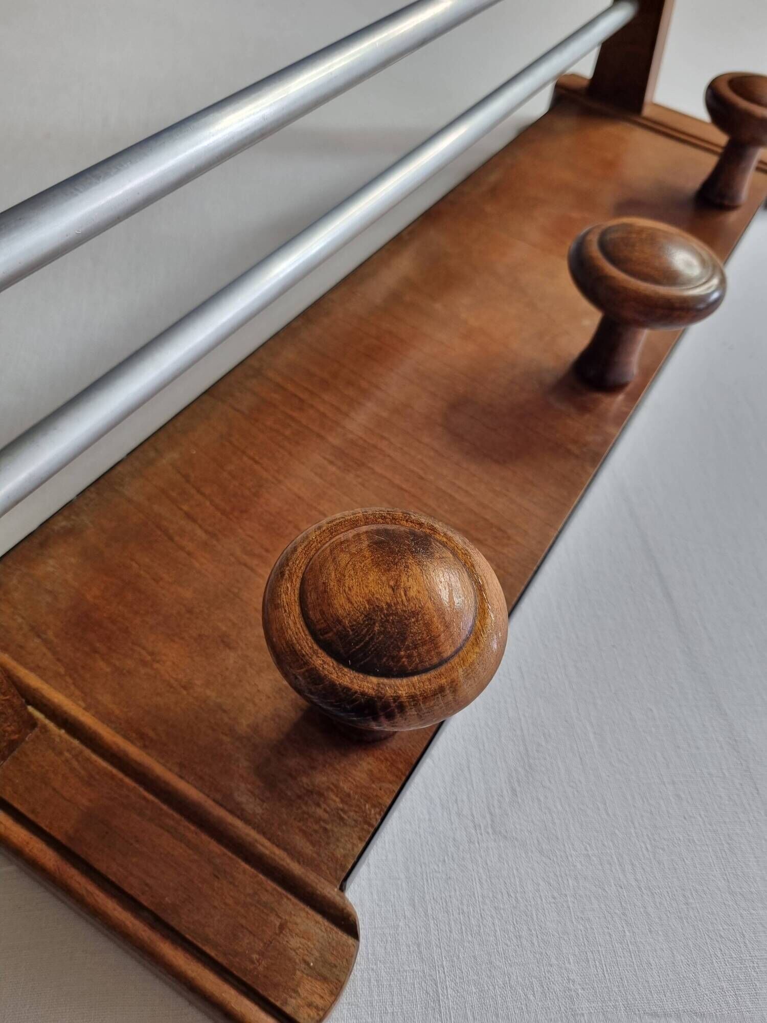 Vintage wall mounted coat rack in wood and metal, 3 hooks, retro style