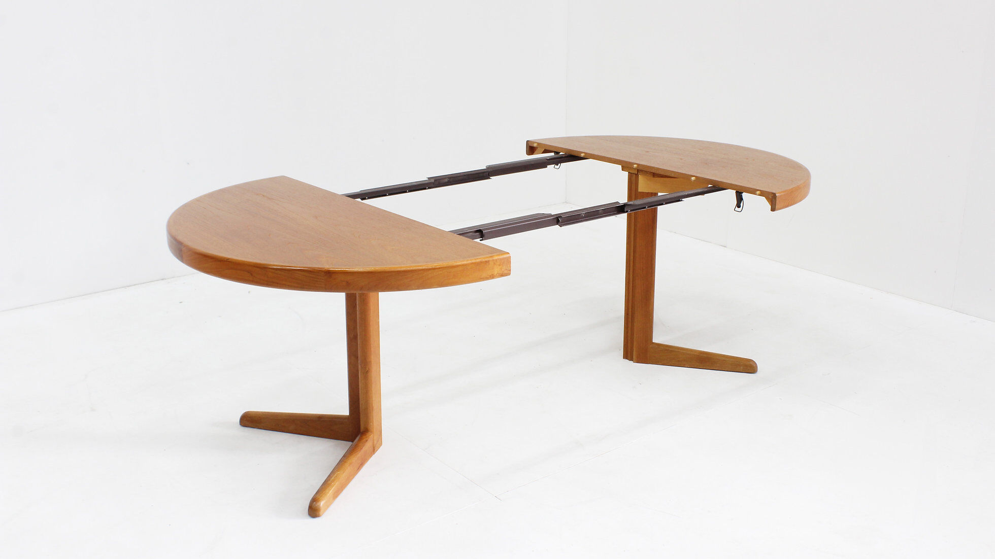 Vintage Danish round extendable dining table teak by Bramin 1960s