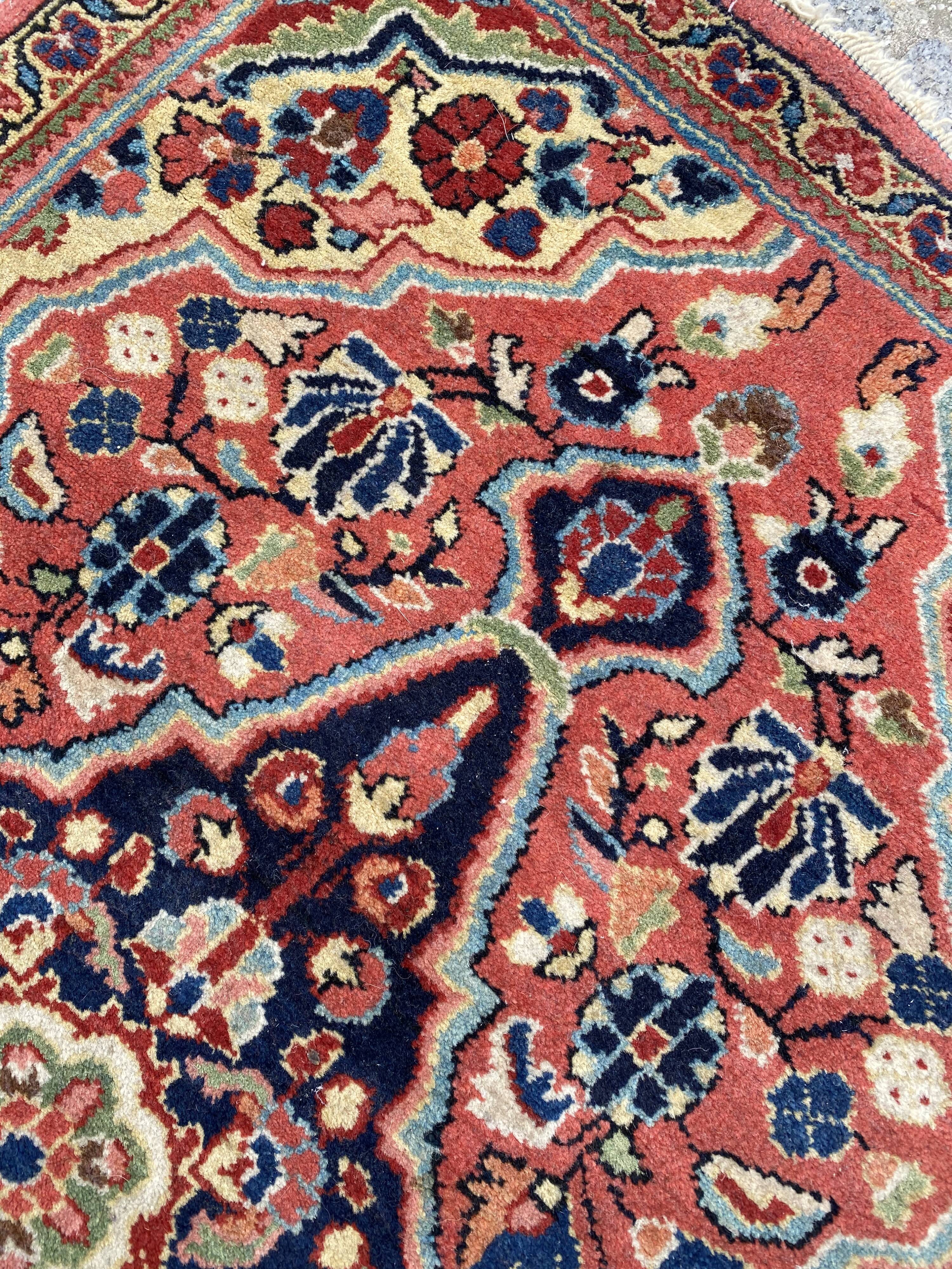 Persian carpet Sarogh handmade 57x84 cm