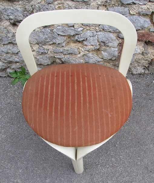 Tripod chair by Geoffrey Harcourt