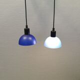 Suspension en verre, de couleur bleue peinte (couleur originale)