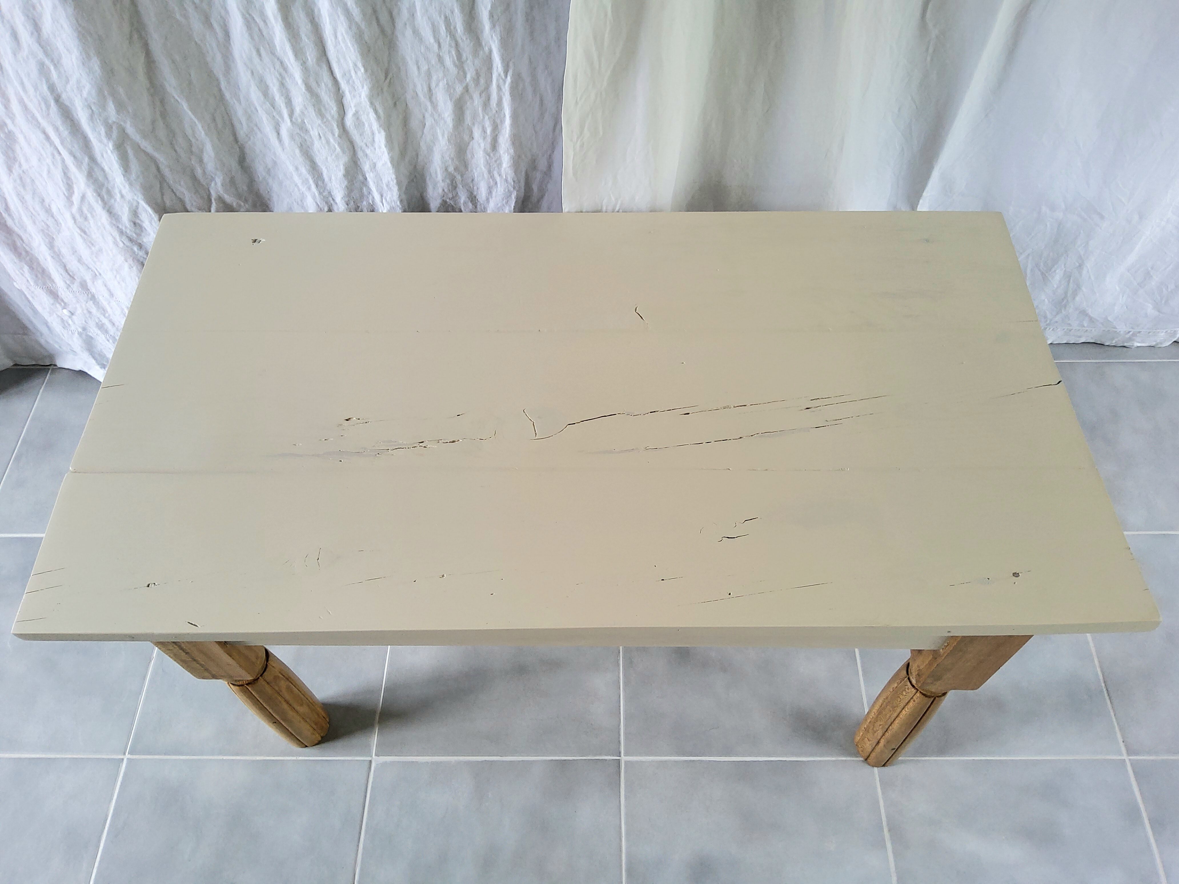 Farm table