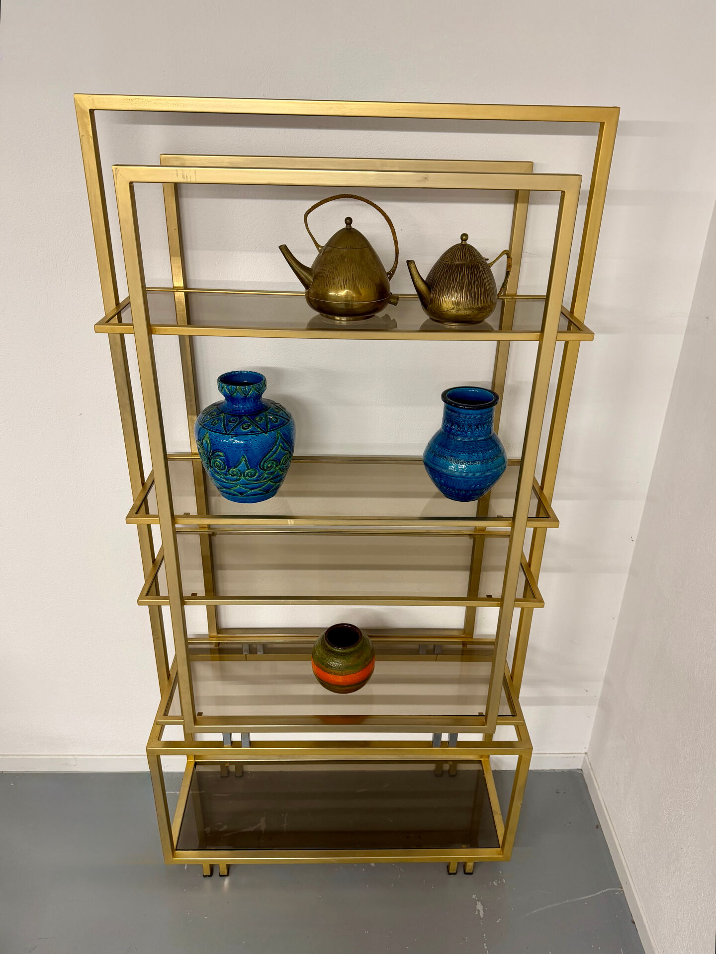 1970s vintage Italian design brass and glass shelf