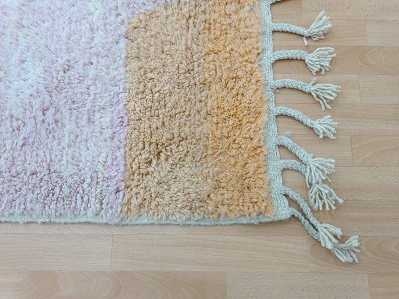 Handmade Berber wool rug size 150 x 250 cm
