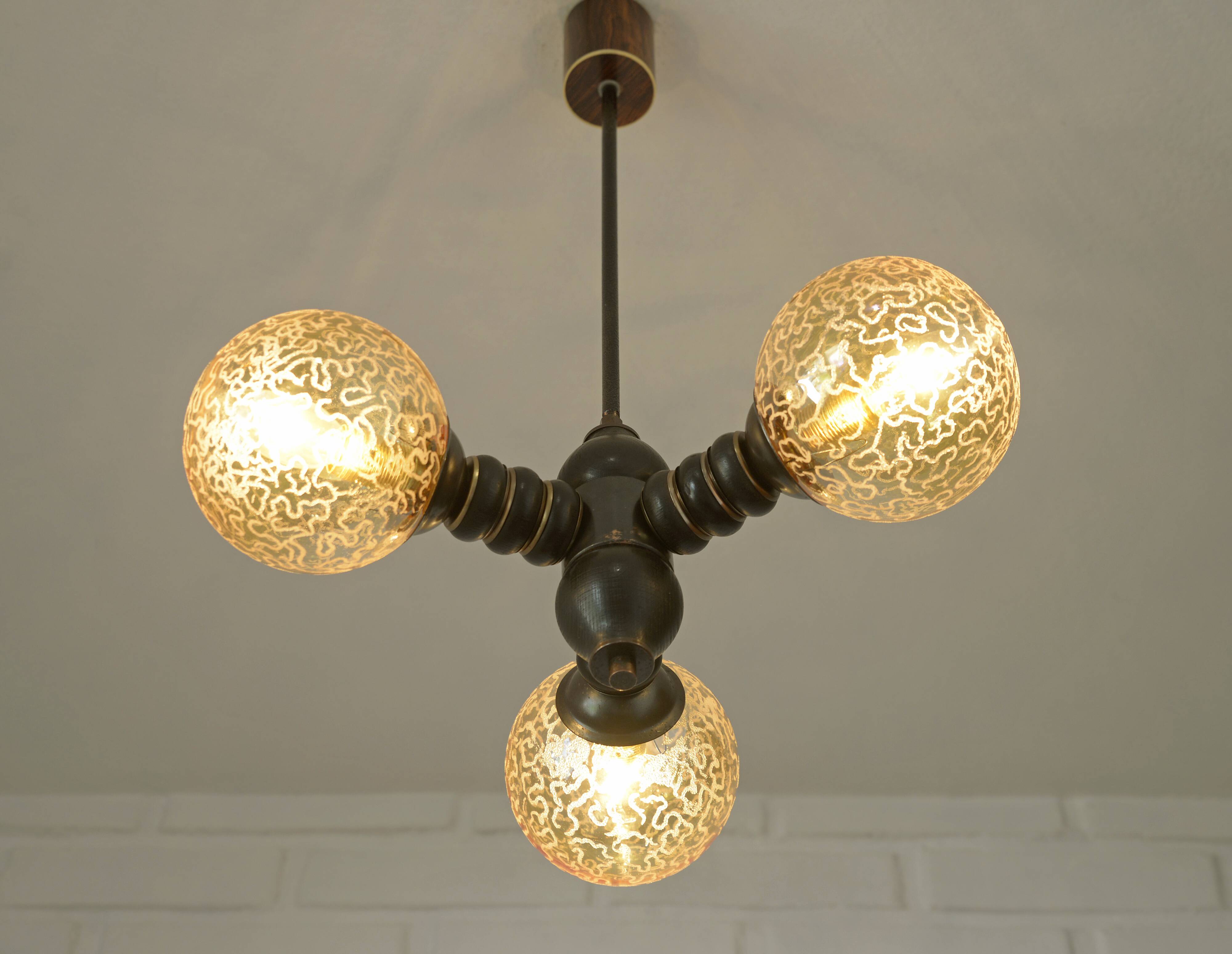 Wooden sputnik vintage pendant lamp / mid-century rustic hanging lamp 1970s