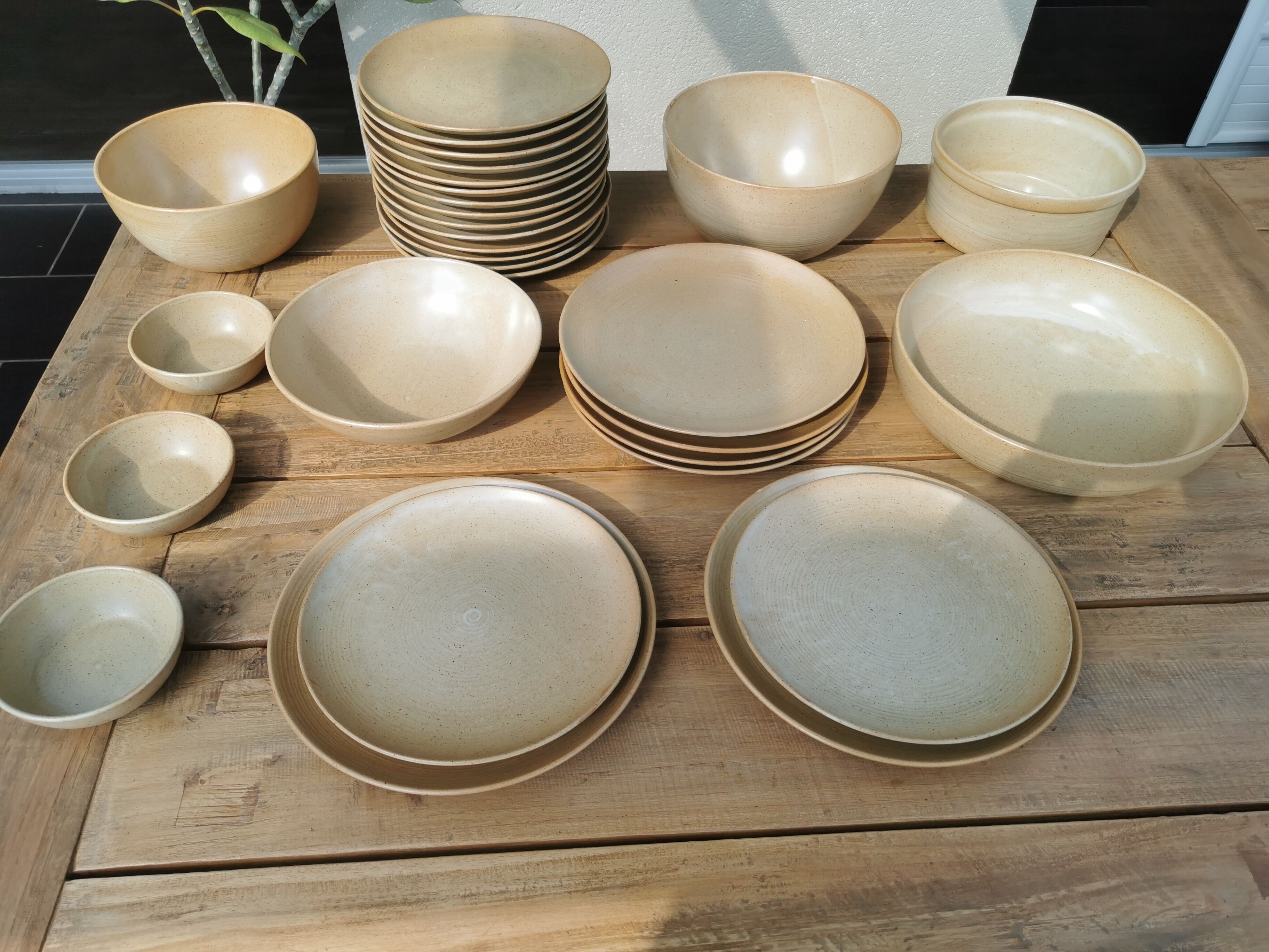 Full service in CNP Village sandstone