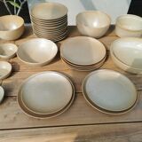 Full service in CNP Village sandstone