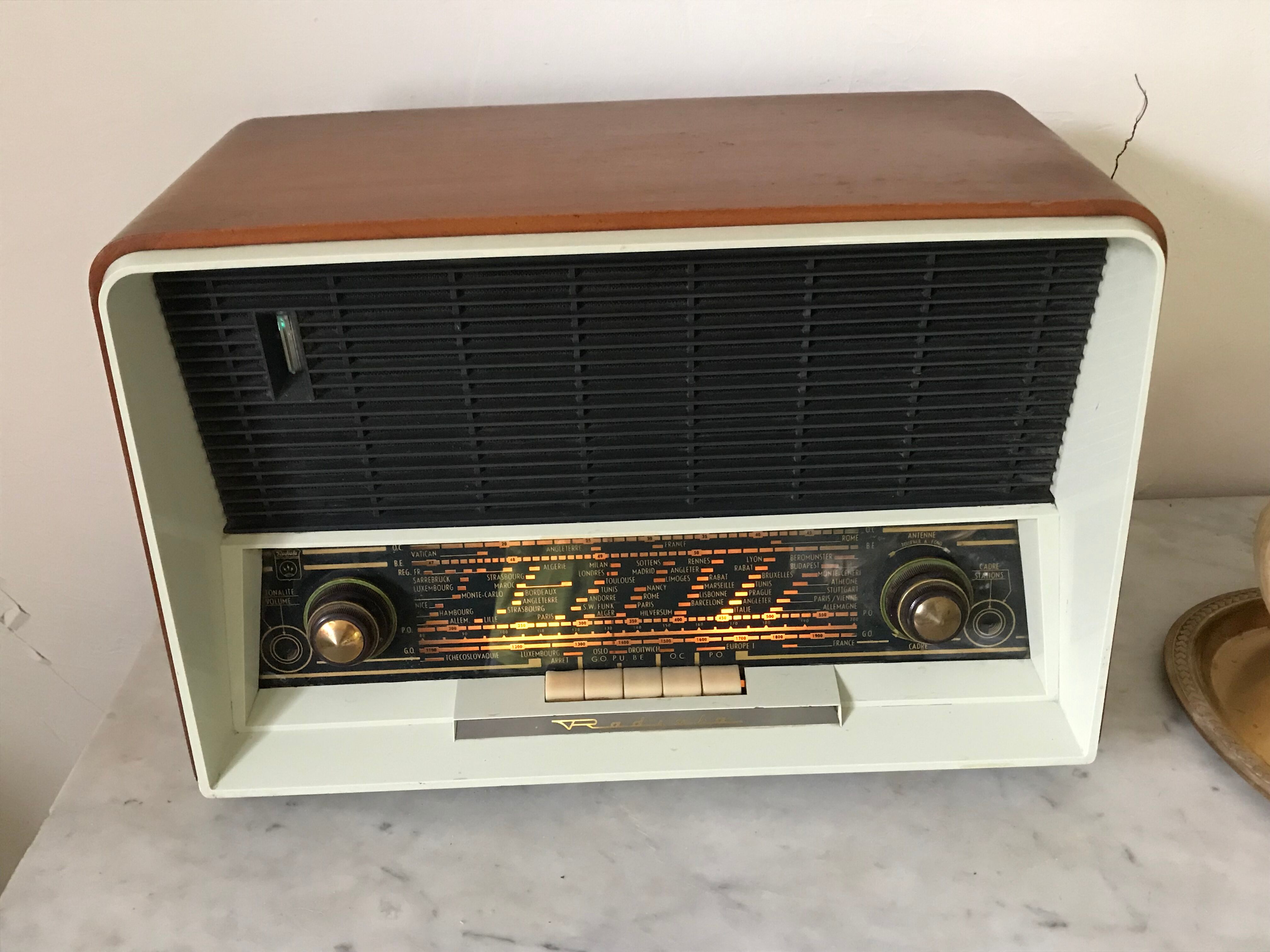 Radio station -TSF- vintage
