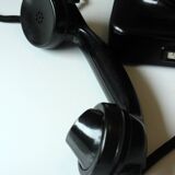 Téléphone des années 1930, bakelite