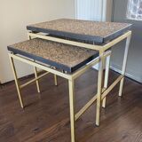 Ensemble moderniste du milieu du siècle de 2 tables d’appoint, années 1960