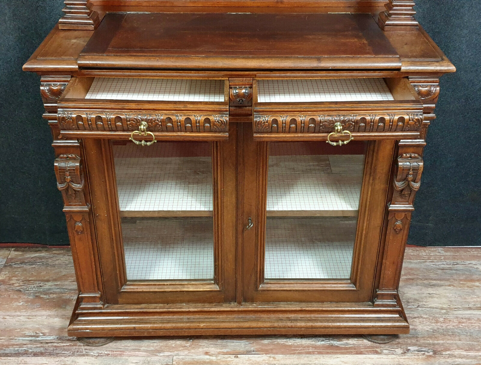 Renaissance mass walnut hunting lodge library