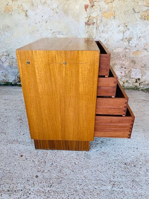 Scandinavian 4-drawer teak chest of drawers by Kempkes 1960s