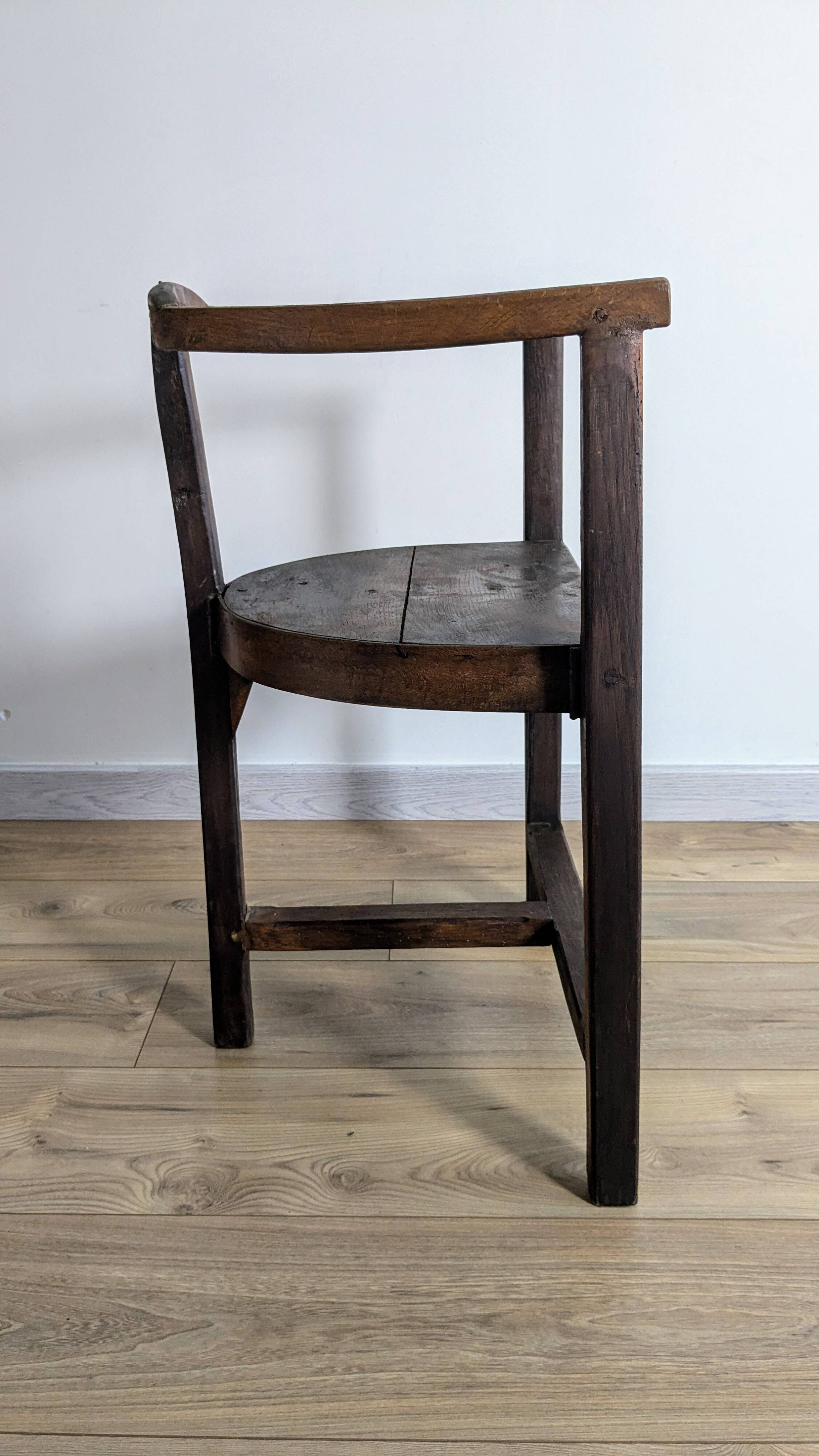 Arts & Craft Country Armchair