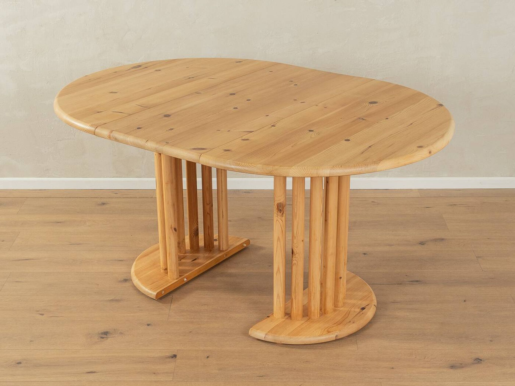 Table à manger des années 1980