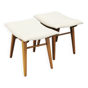Paire de tabourets en bois de hêtre par Závod Malacky, Tchécoslovaquie, années 1970