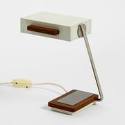 Lampe de table en métal léger en teck Kaiser Leuchten des années 1960.