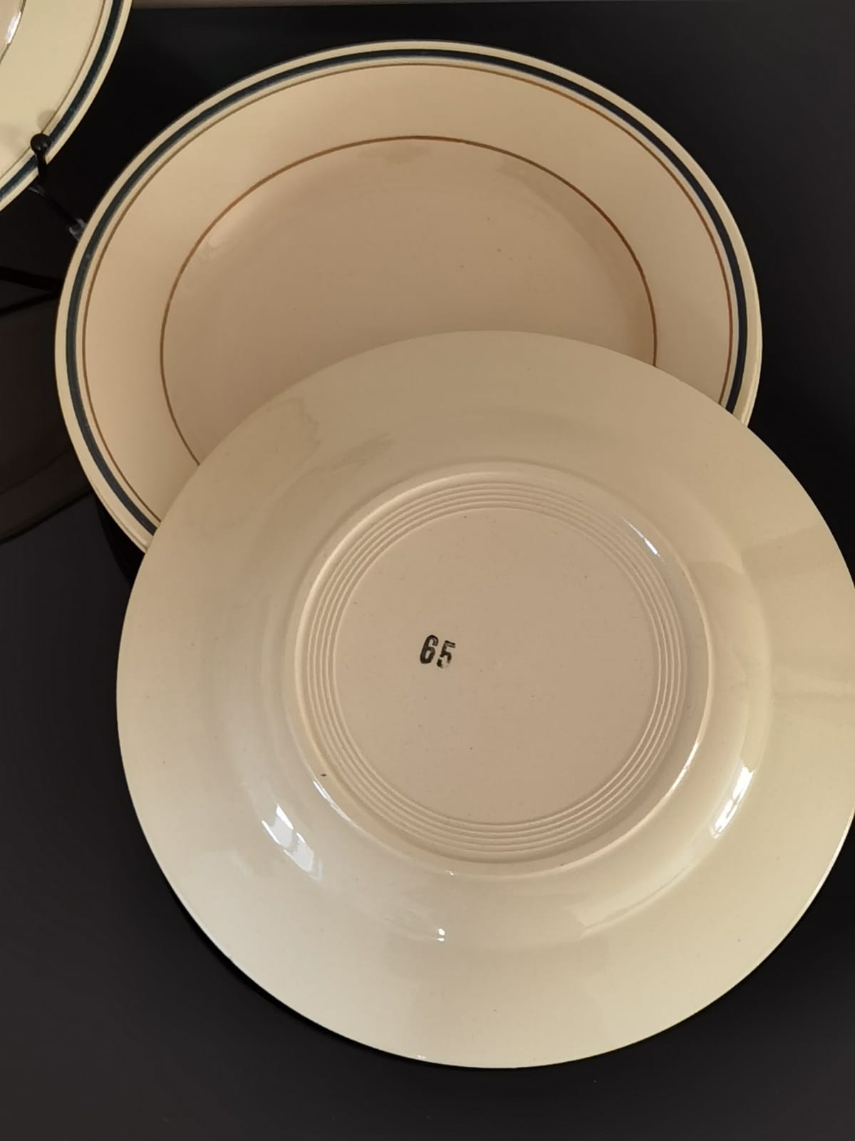 Set of semi-hollow ceramic plates from St Amand