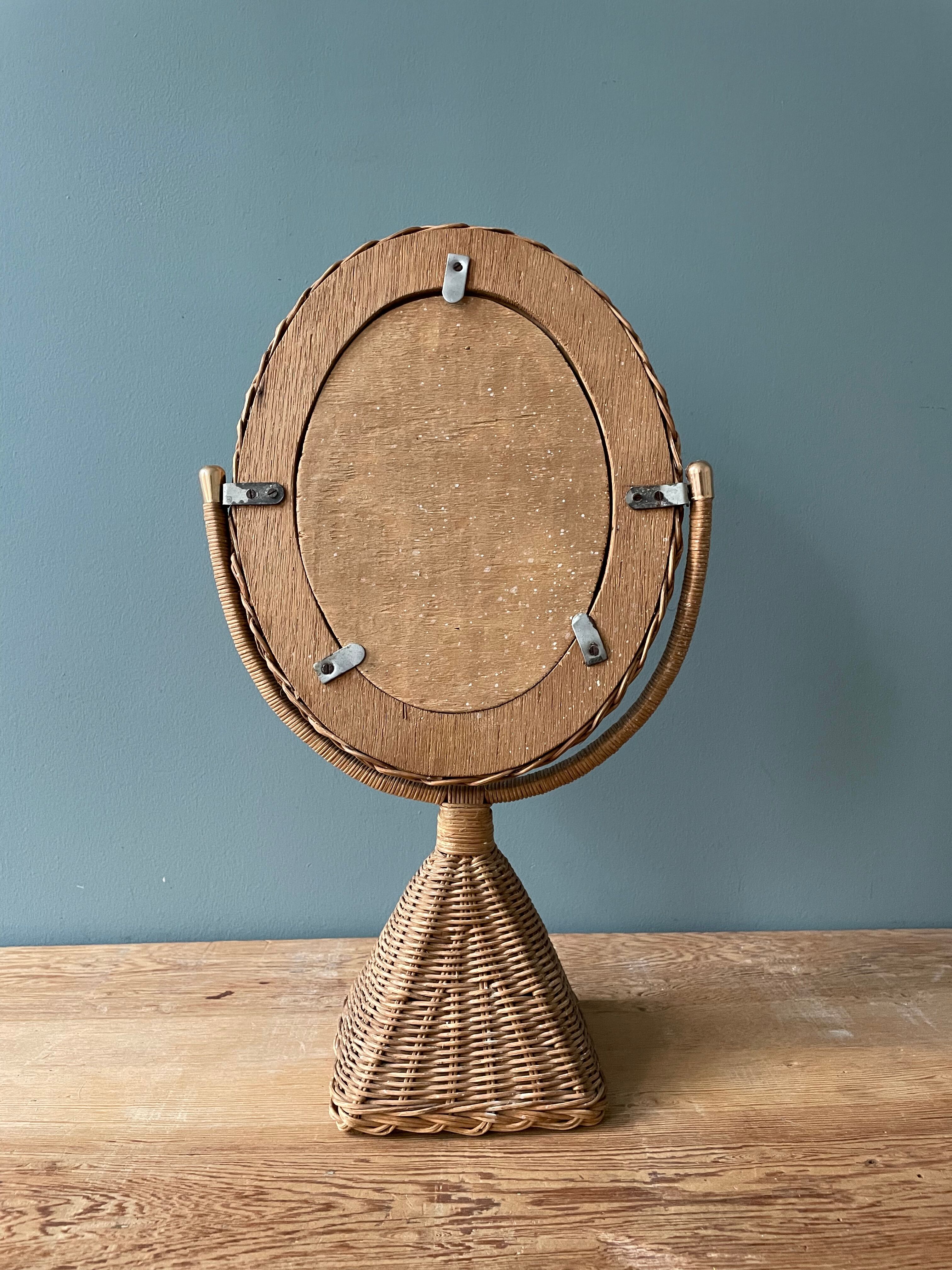 Vintage rattan table psyche mirror