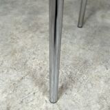Table Bauhaus en tube d'acier par Petr Vichr