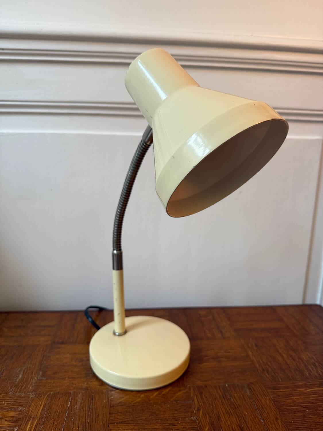 Pale yellow metal desk lamp