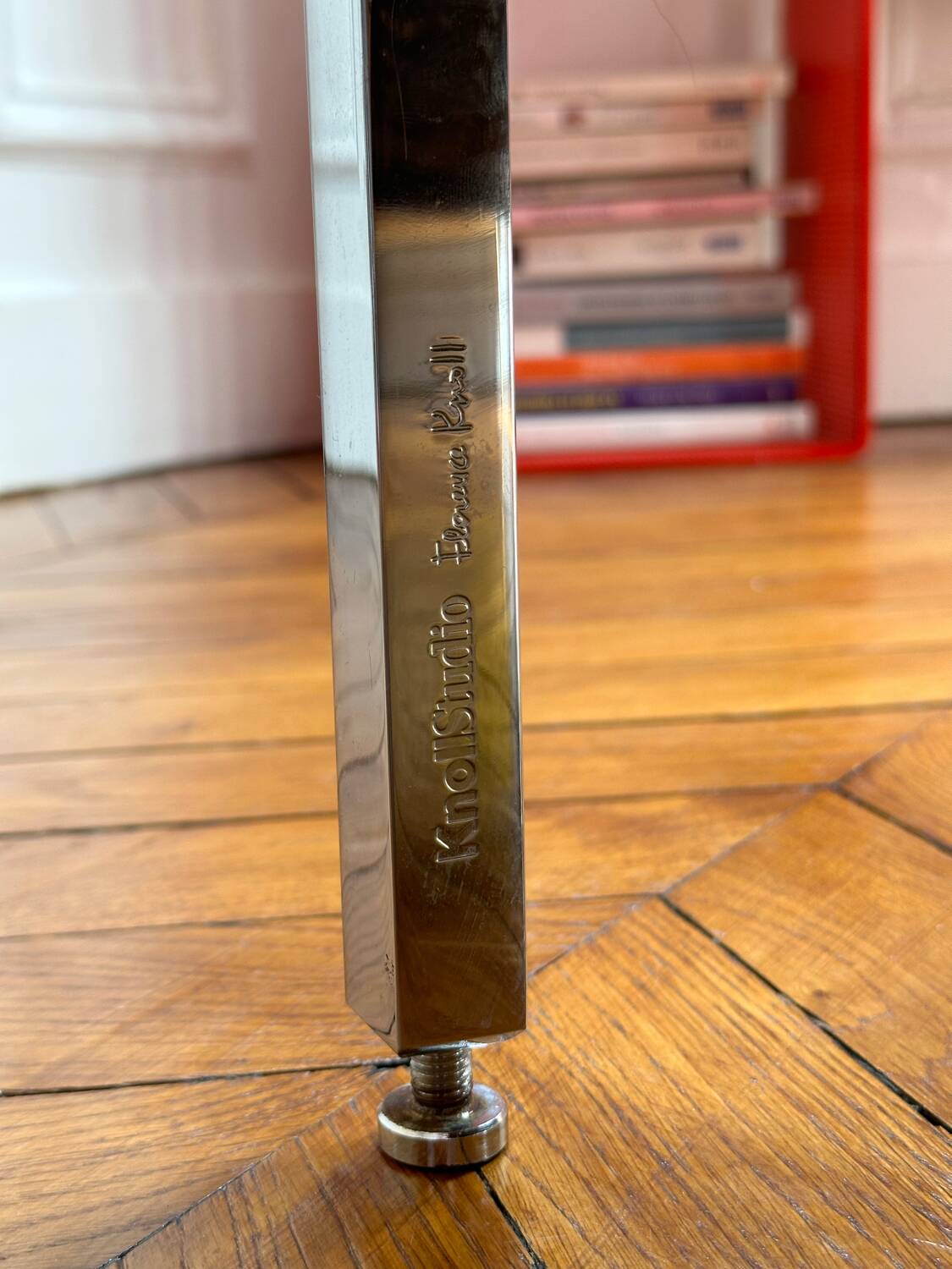 Florence Knoll armchair in fabric