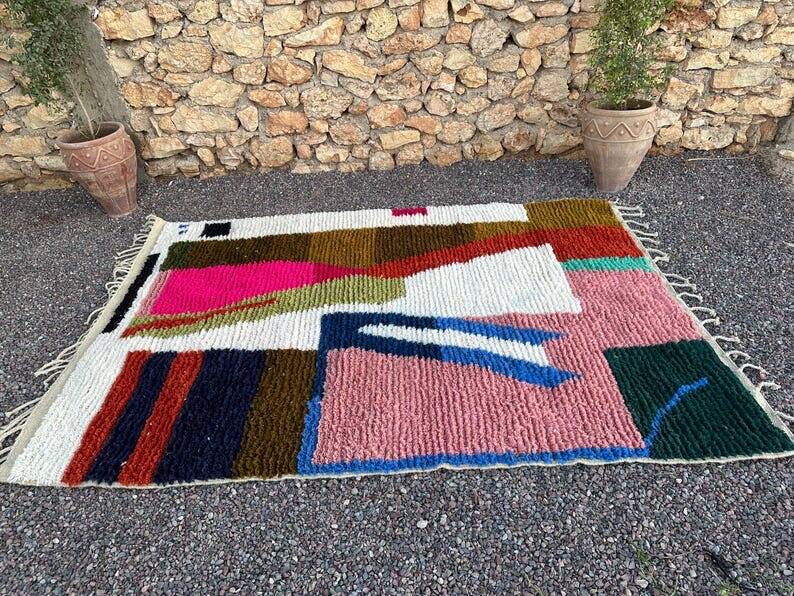 Authentic handmade rug with colourful patterns, size 150/250 cm.
