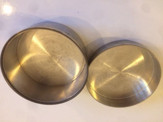 Round tin box "Boutique du Manoir"